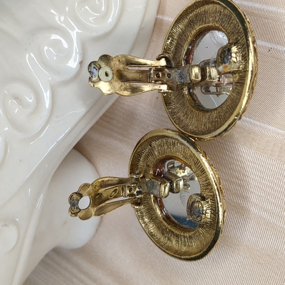Vintage 60s Crystal Earrings Round Gold Tone Hollywood Glam - Picture 4 of 7